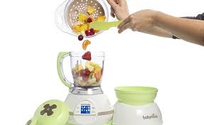 preparer-un-repas-pour-bebe